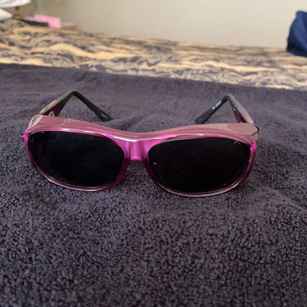 Cocoon fuchsia sunglasses